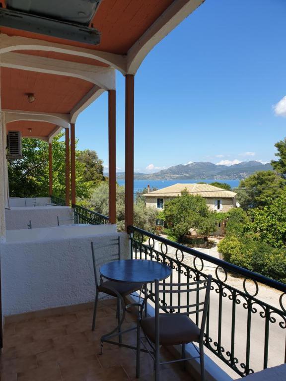 Alexandros B Nikiana Exterior photo